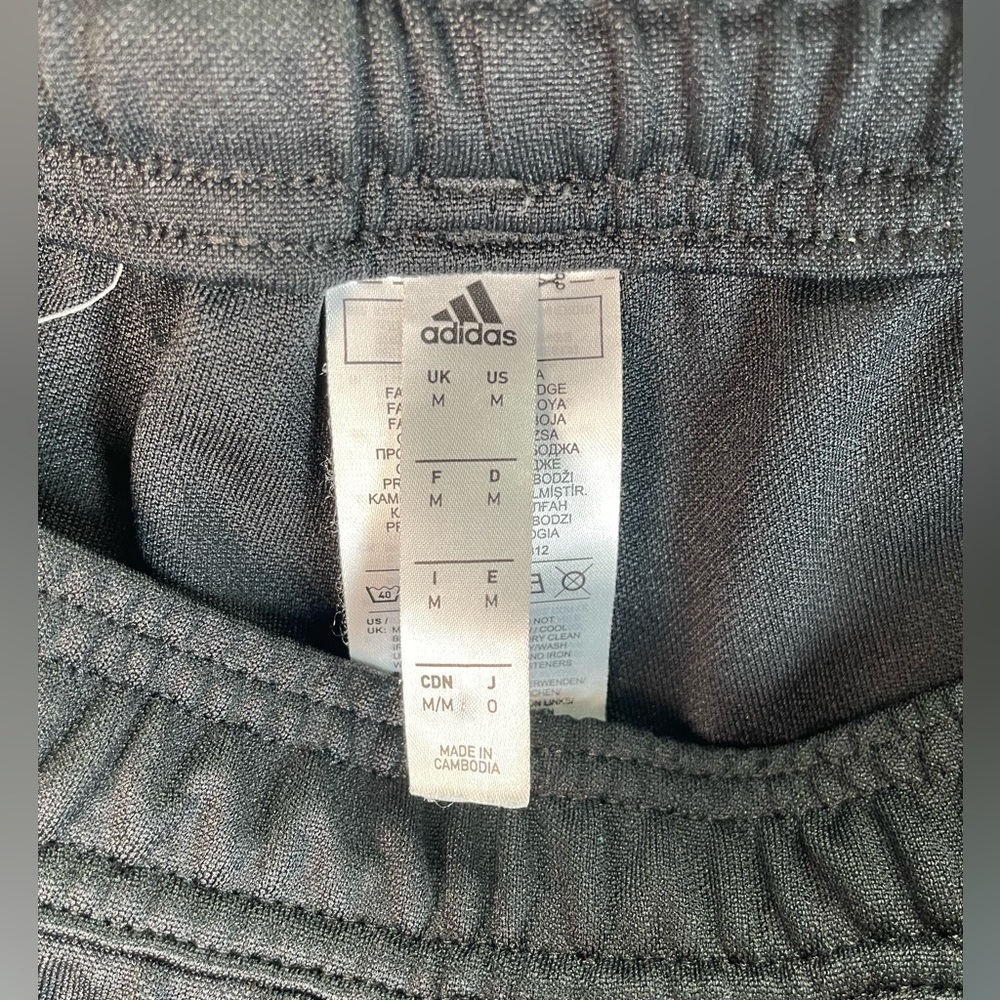 Adidas - Picture 2 of 2